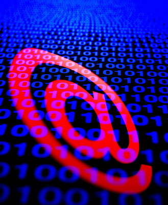 从邮箱符号“@”看网际网路的科技连接与情感传递